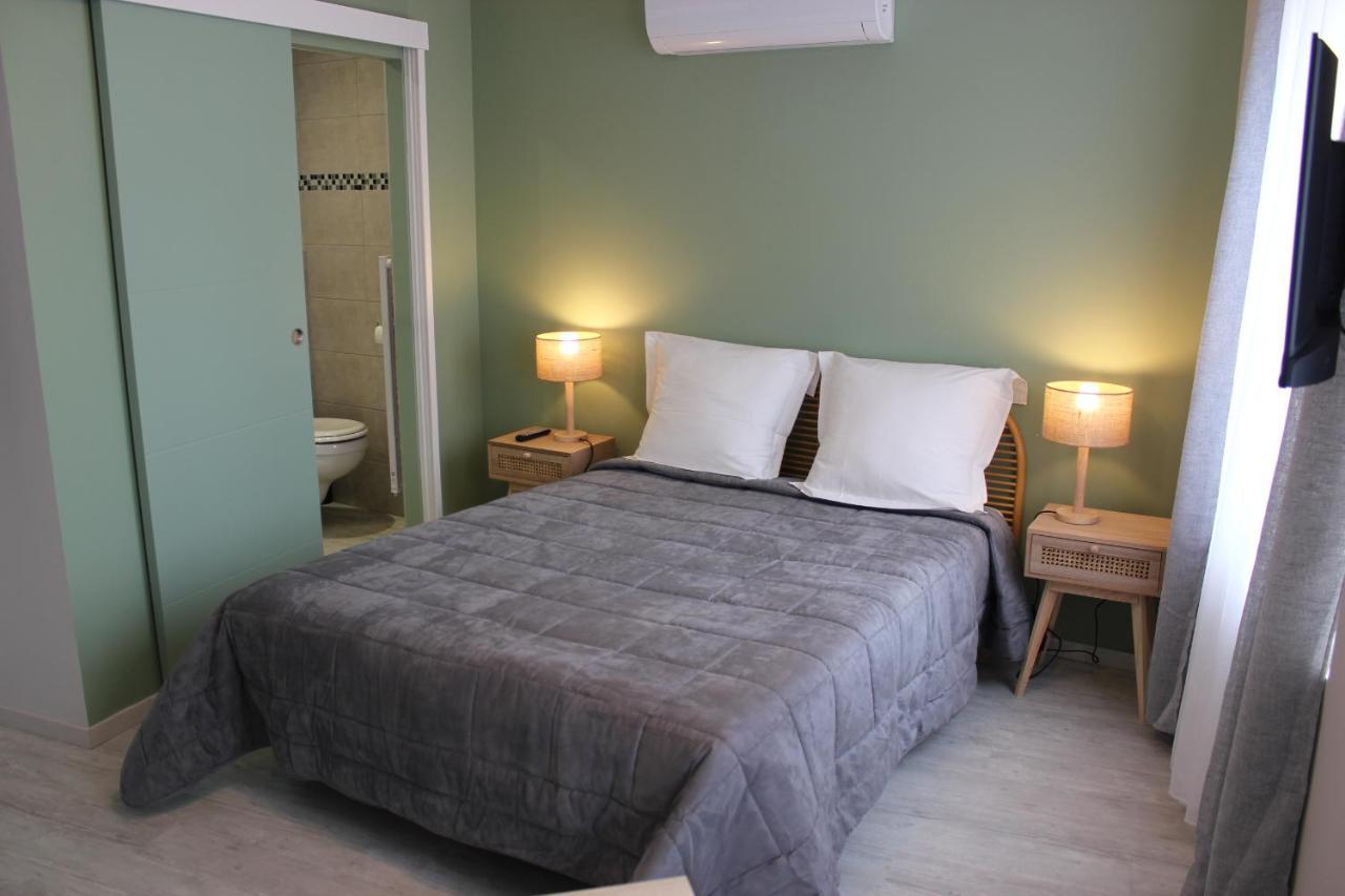 le saint Hubert Hotel Arcis-sur-Aube Bagian luar foto