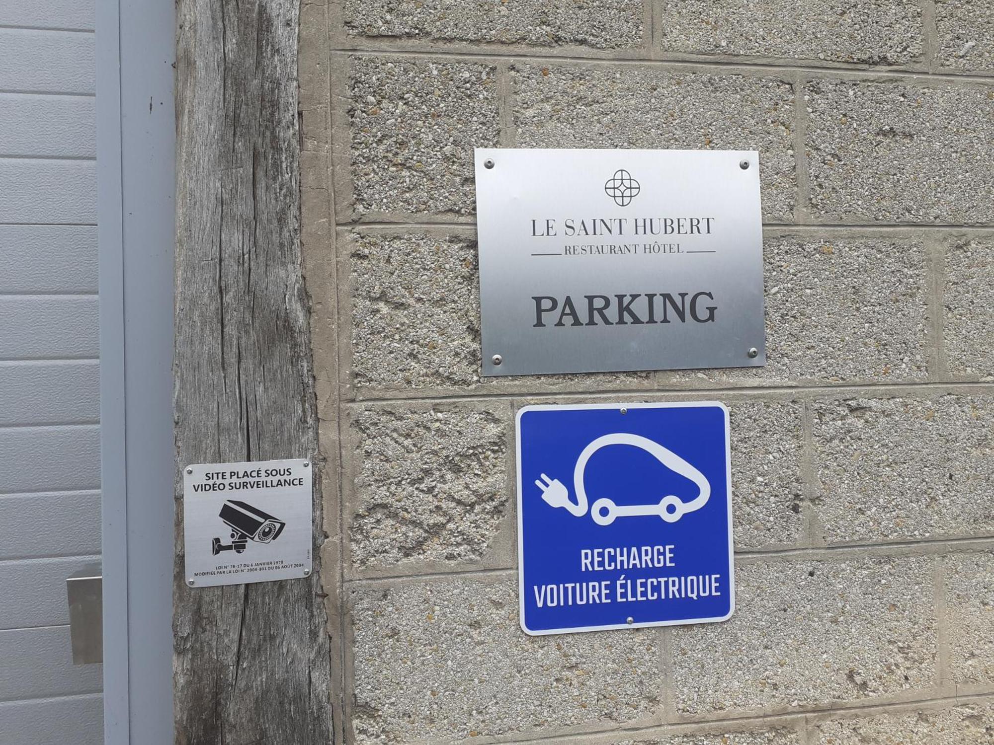 le saint Hubert Hotel Arcis-sur-Aube Bagian luar foto