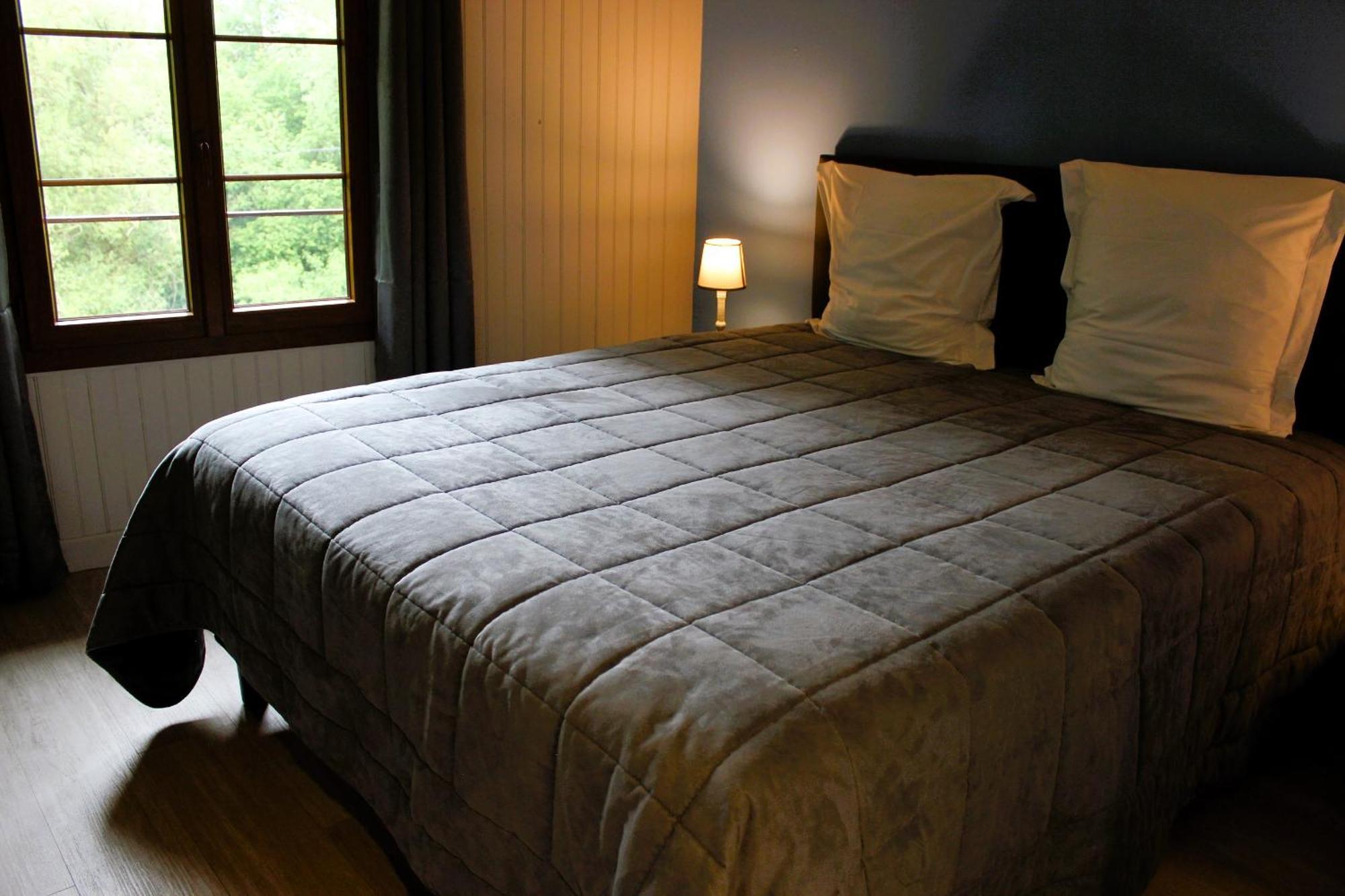 le saint Hubert Hotel Arcis-sur-Aube Bagian luar foto