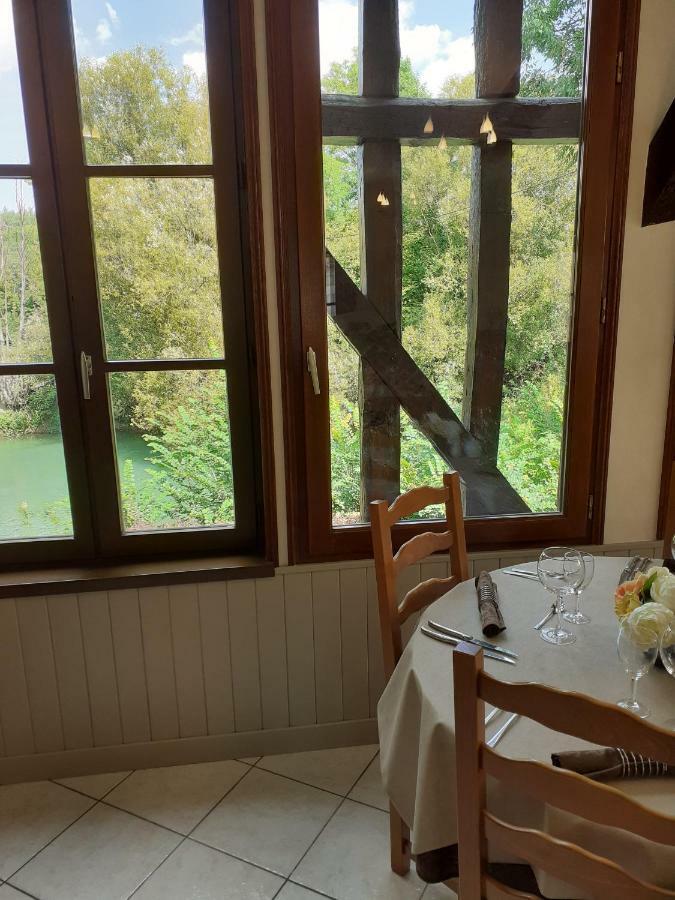 le saint Hubert Hotel Arcis-sur-Aube Bagian luar foto