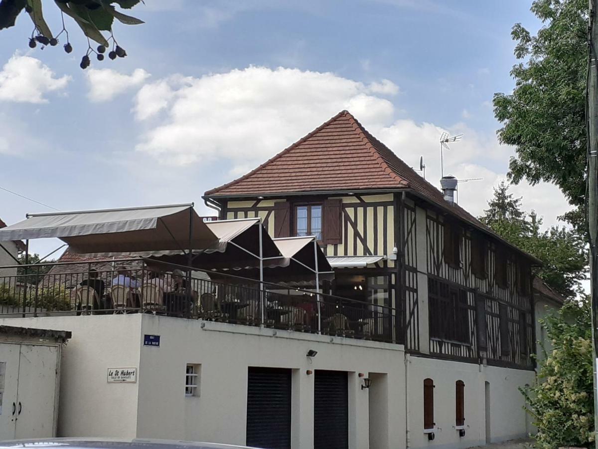 le saint Hubert Hotel Arcis-sur-Aube Bagian luar foto